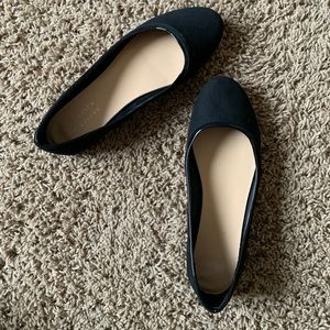 Lauren Conrad Black Sheen Flats Size 8.5